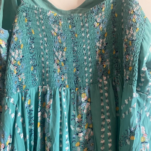 Old Navy Dress - Picture 3 of 6